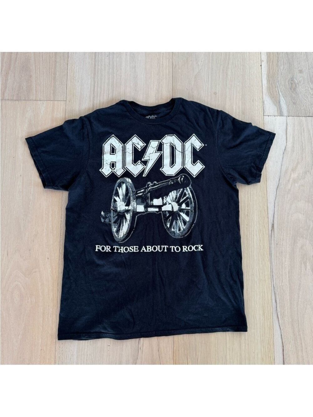 AC/DC Black And White Short Sleeve Tee Shirt Size Medium